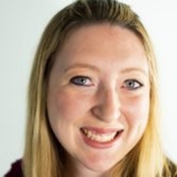 Meet your Posher, Alexandra - Picture 1 of 1